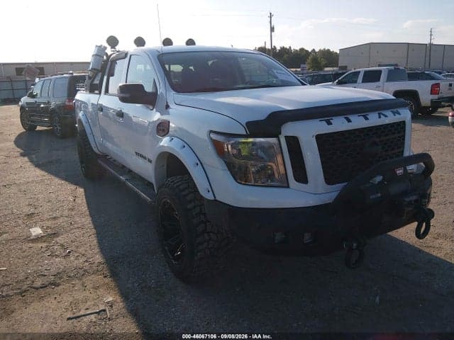 2018 NISSAN TITAN XD S GAS