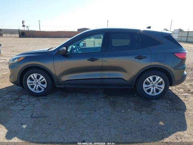 2020 FORD ESCAPE S 18