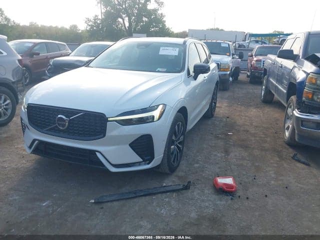 2024 VOLVO XC60 B5 PLUS DARK THEME 2