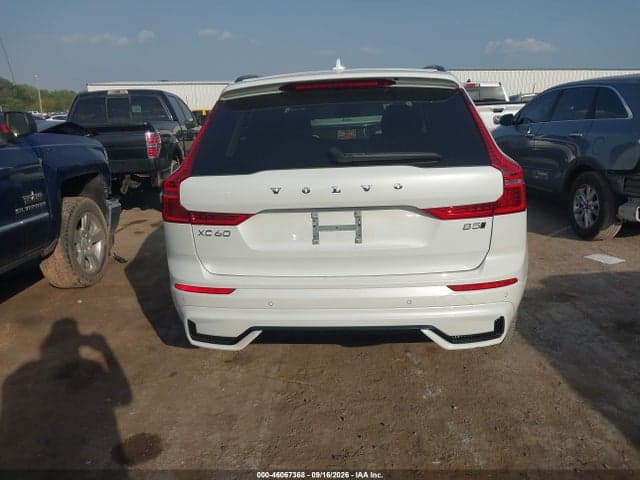 2024 VOLVO XC60 B5 PLUS DARK THEME 16