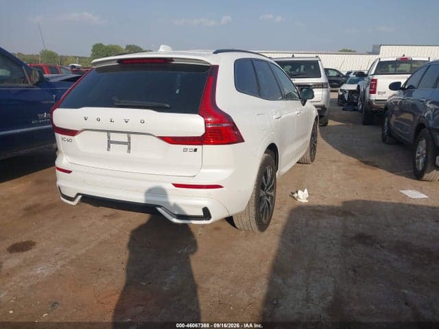 2024 VOLVO XC60 B5 PLUS DARK THEME 4