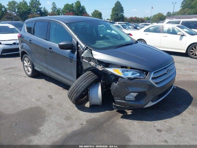 2019 FORD ESCAPE SE 1
