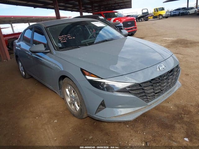 2022 HYUNDAI ELANTRA SE 1