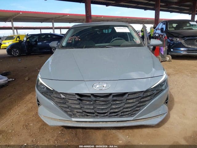 2022 HYUNDAI ELANTRA SE 12