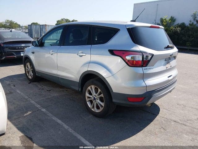 2017 FORD ESCAPE SE 3