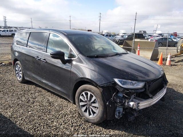 2023 CHRYSLER PACIFICA HYBRID TOURING L