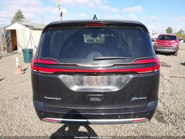 2023 CHRYSLER PACIFICA HYBRID TOURING L 22