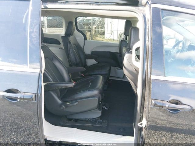 2023 CHRYSLER PACIFICA HYBRID TOURING L 8