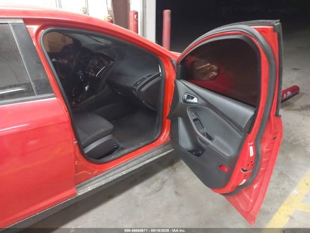 2017 FORD FOCUS SEL 5