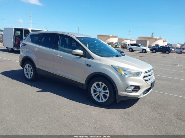 2017 FORD ESCAPE SE 1