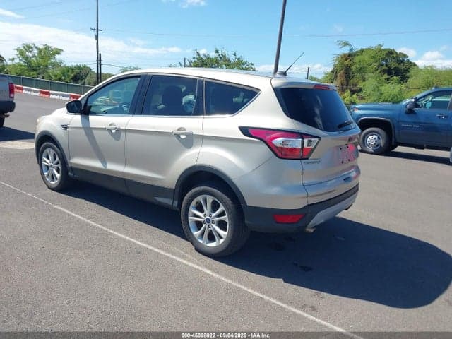 2017 FORD ESCAPE SE 3