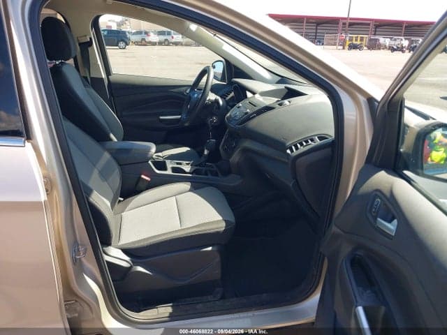 2017 FORD ESCAPE SE 5