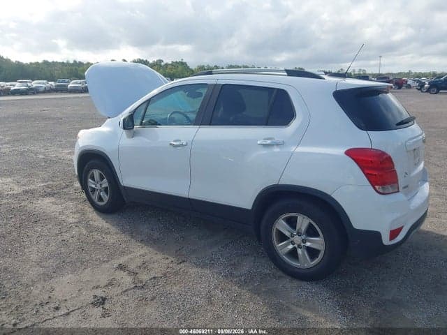 2017 CHEVROLET TRAX LT 4