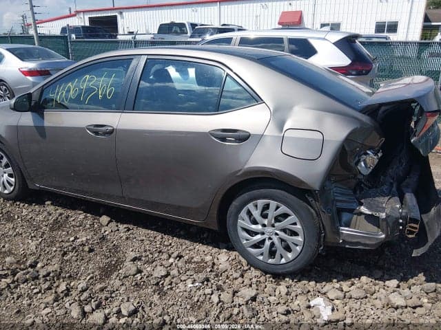 2017 TOYOTA COROLLA LE 14