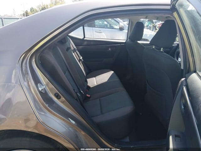 2017 TOYOTA COROLLA LE 8