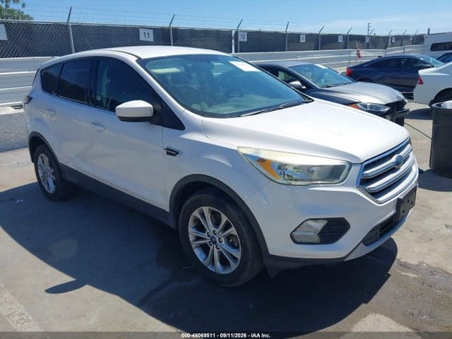 2017 FORD ESCAPE SE 1