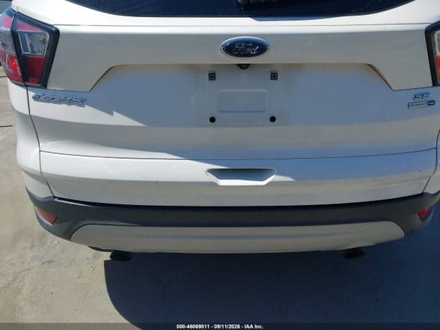 2017 FORD ESCAPE SE 3