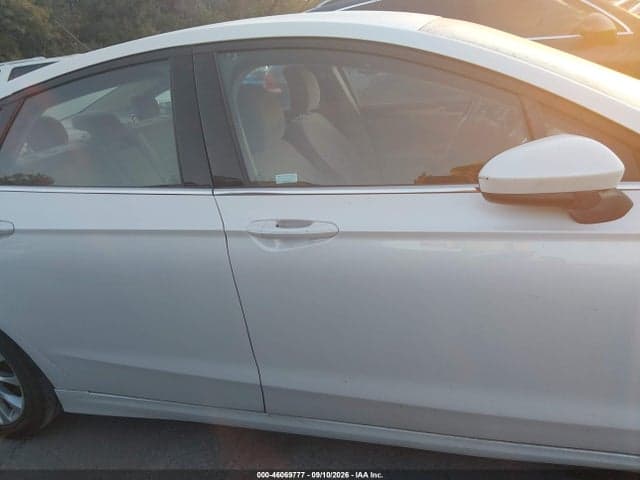 2017 FORD FUSION SE 13