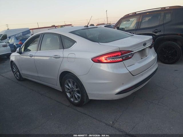 2017 FORD FUSION SE 3
