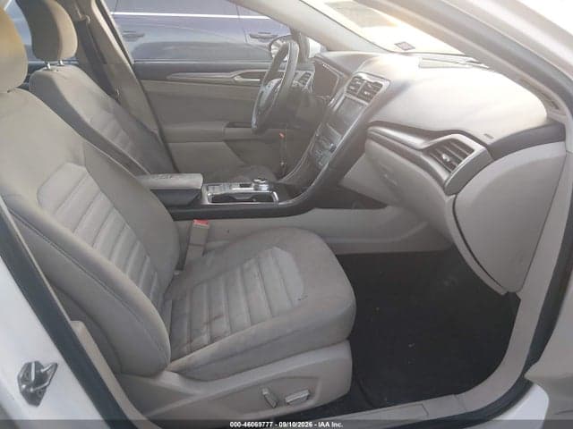 2017 FORD FUSION SE 5