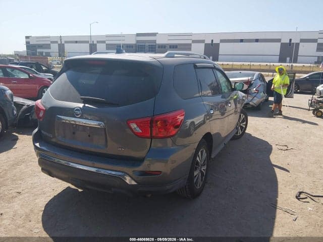 2019 NISSAN PATHFINDER SV 4