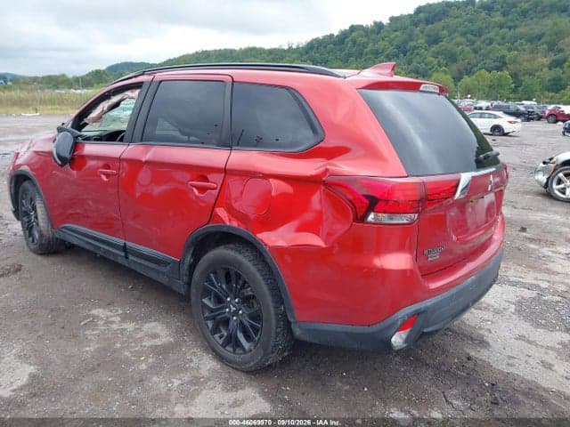 2018 MITSUBISHI OUTLANDER LE 3