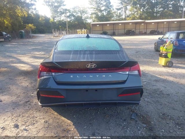 2025 HYUNDAI ELANTRA SE 16