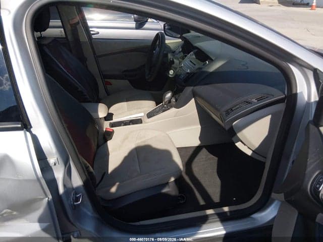 2017 FORD FOCUS SE 5
