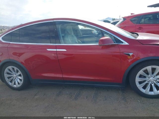 2017 TESLA MODEL X 12
