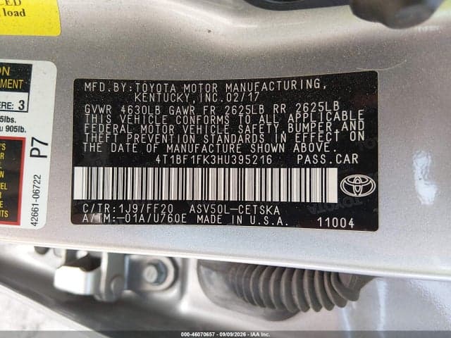 2017 TOYOTA CAMRY SE 9
