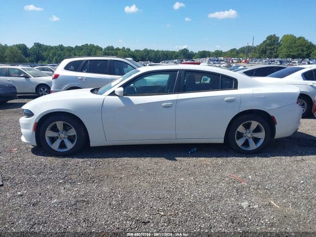2017 DODGE CHARGER SXT RWD 14