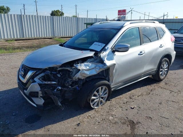 2017 NISSAN ROGUE SV 2