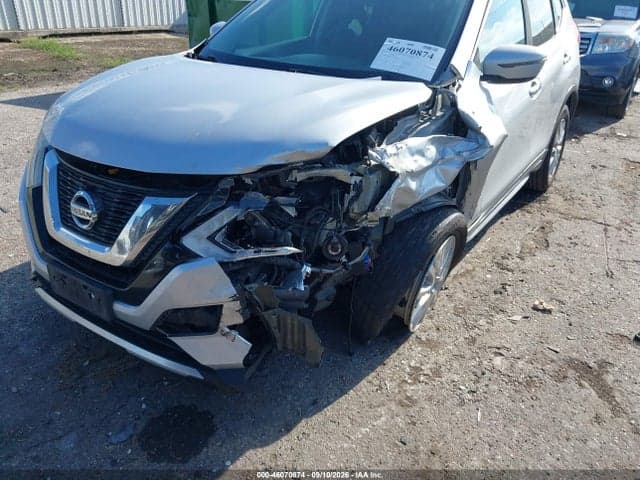 2017 NISSAN ROGUE SV 6