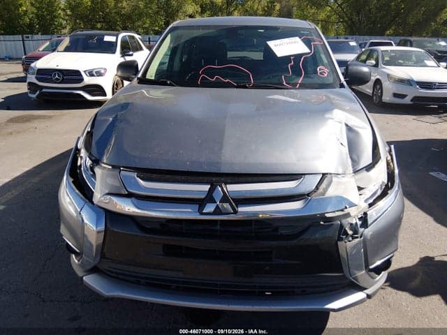 2017 MITSUBISHI OUTLANDER ES 12
