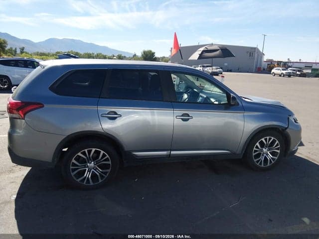 2017 MITSUBISHI OUTLANDER ES 13