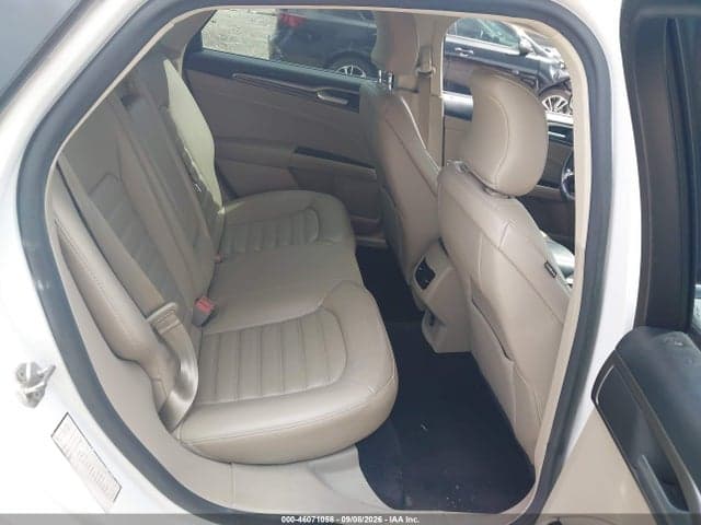 2017 FORD FUSION SE 8