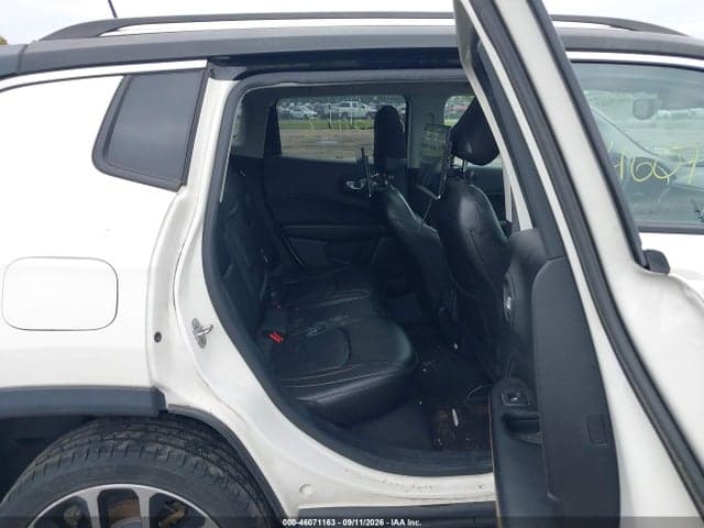 2018 JEEP COMPASS LIMITED 4X4 8