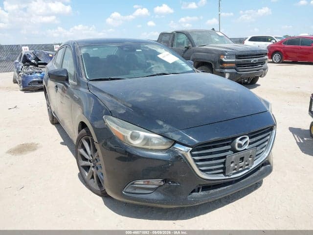2018 MAZDA MAZDA3 TOURING 1