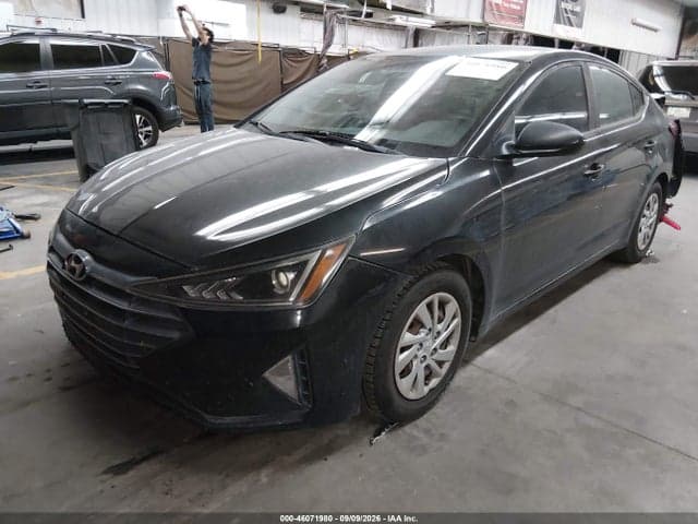 2019 HYUNDAI ELANTRA SE 2