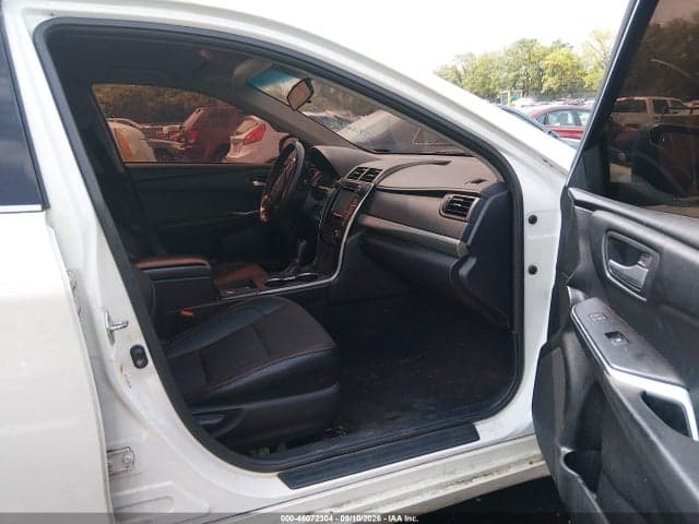 2017 TOYOTA CAMRY SE 5