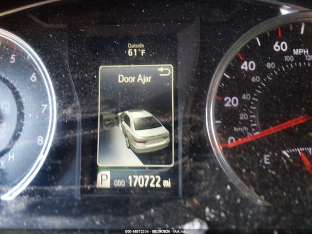 2017 TOYOTA CAMRY SE 7