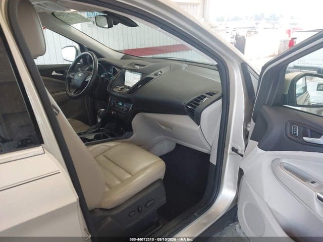 2017 FORD ESCAPE TITANIUM 5