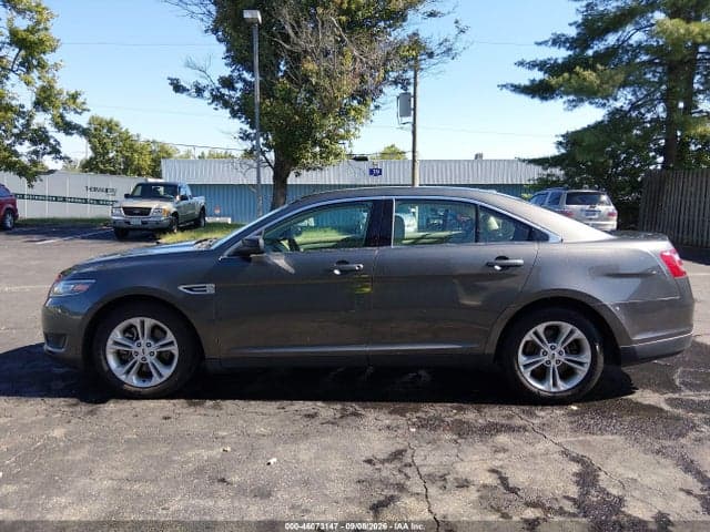 2017 FORD TAURUS SE 18