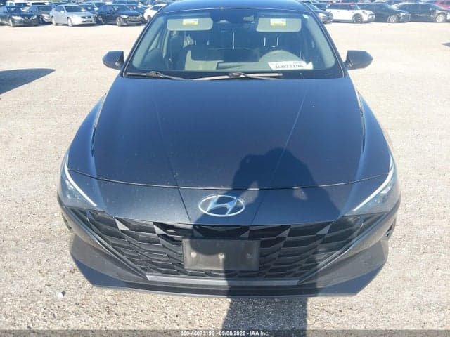 2021 HYUNDAI ELANTRA SE 12