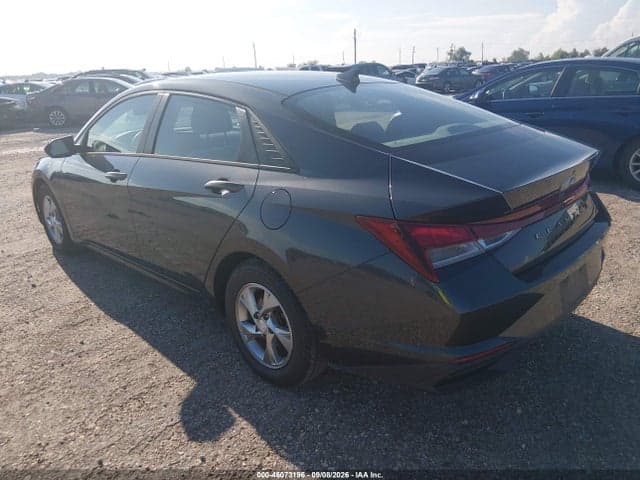 2021 HYUNDAI ELANTRA SE 3