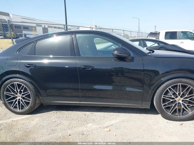 2026 PORSCHE CAYENNE COUPE 13