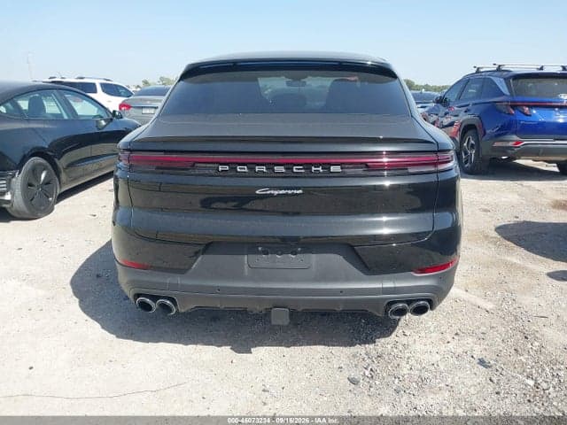 2026 PORSCHE CAYENNE COUPE 16