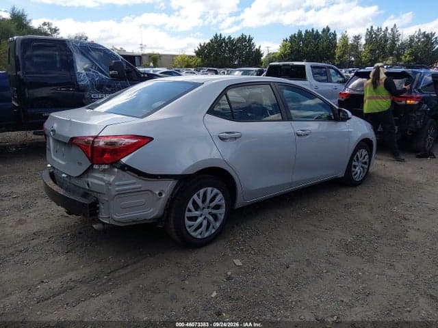 2017 TOYOTA COROLLA LE 4