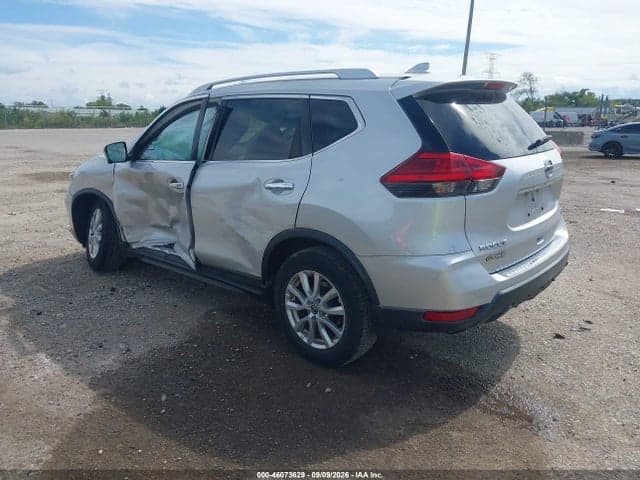 2017 NISSAN ROGUE SV 3