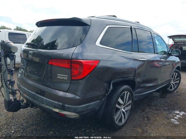 2018 HONDA PILOT TOURING 6